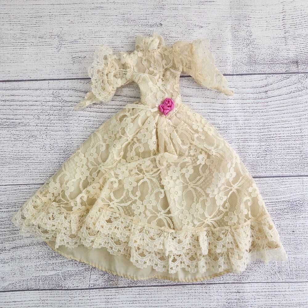 Vtg Barbie White Wedding Lace, Long Sleeve, High Neck, Puff Sleeve, Pink Rose